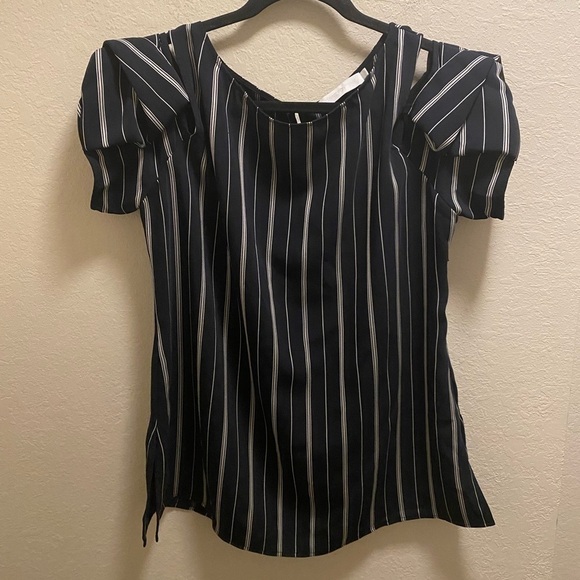 Anne Fontaine Tops - Anne Fontaine Moran Navy & Grey Striped Cold Shoulder Twist Sleeve Blouse Sz 42